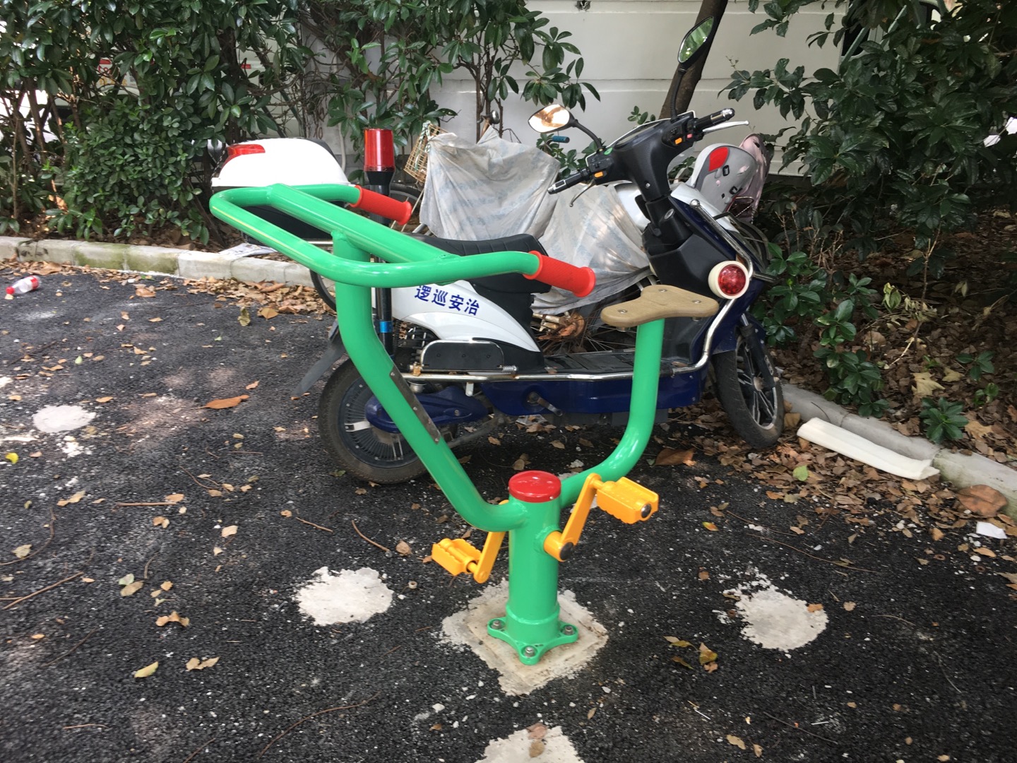 直立健身车