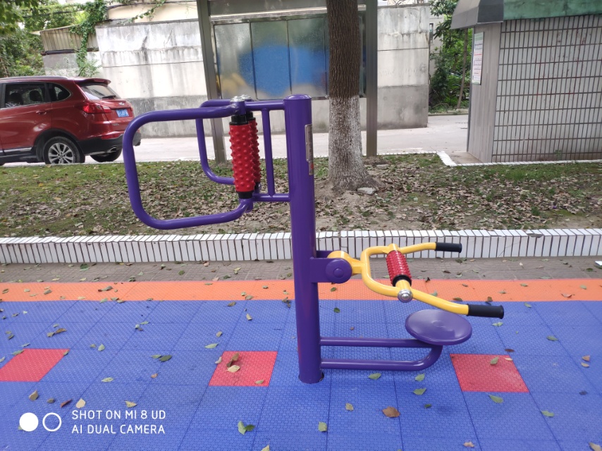 腰背按摩器