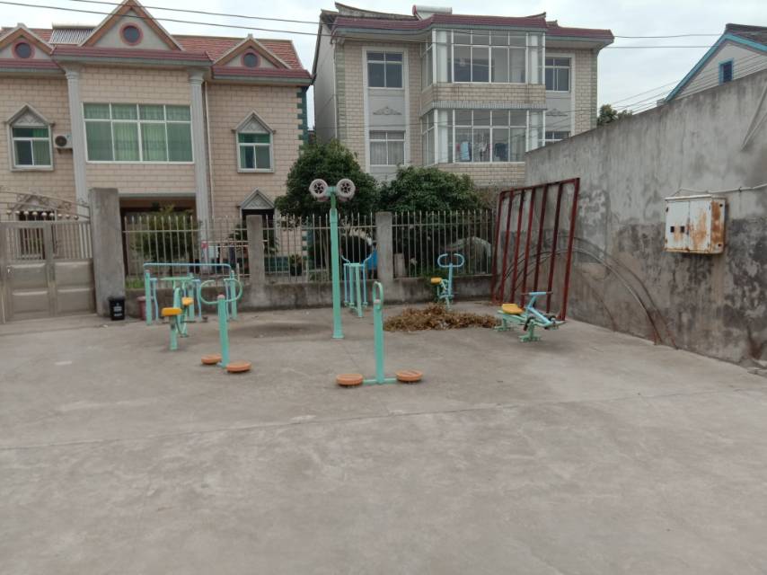 其成村4组健身点