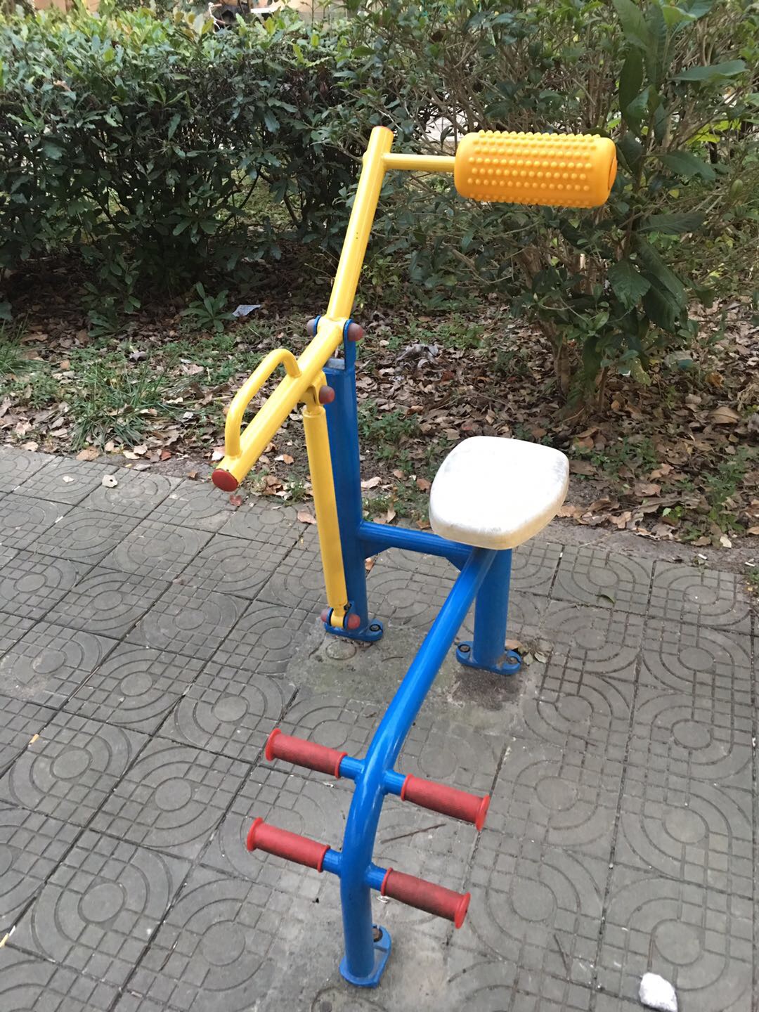 腹背锻炼器