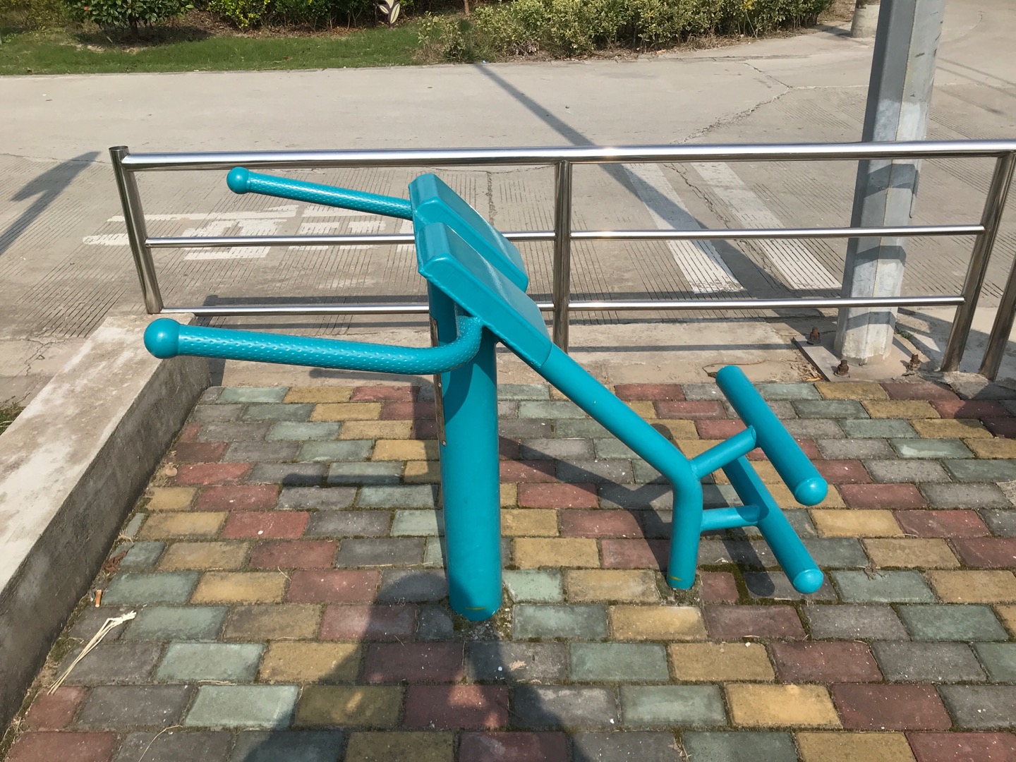 背肌训练器