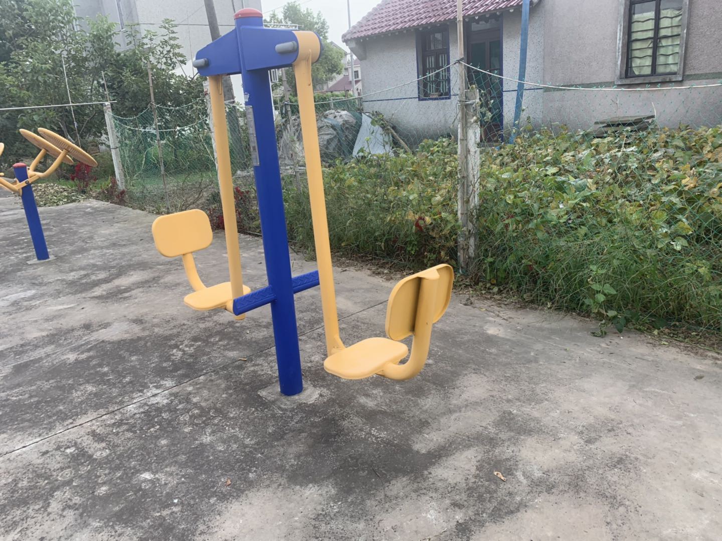 二位蹬力器