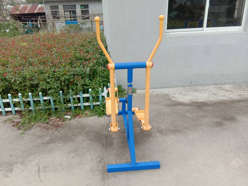 室外椭圆机