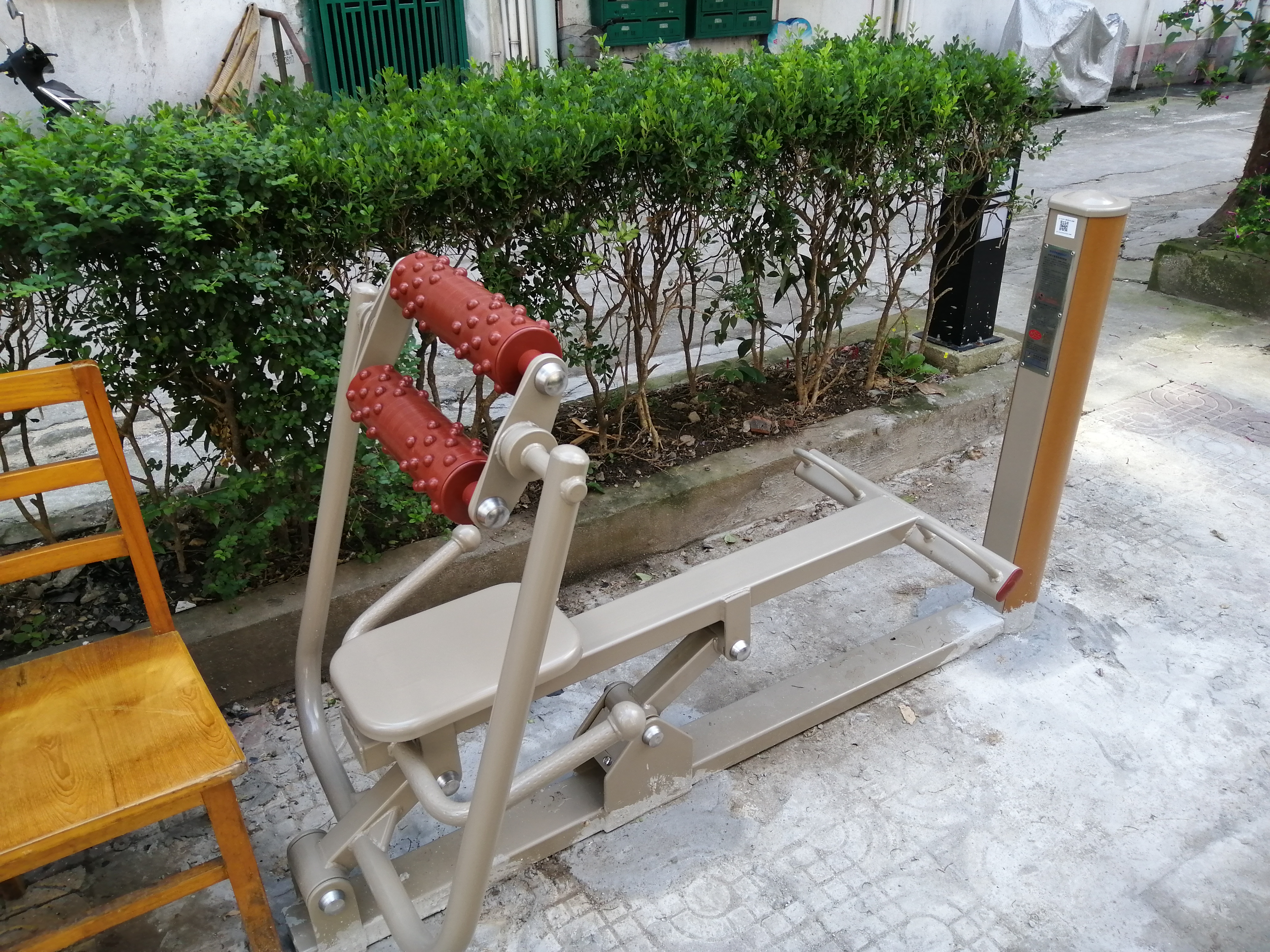 腹背锻炼器