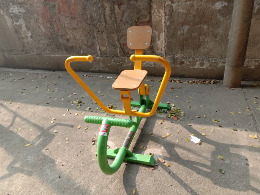 划船器