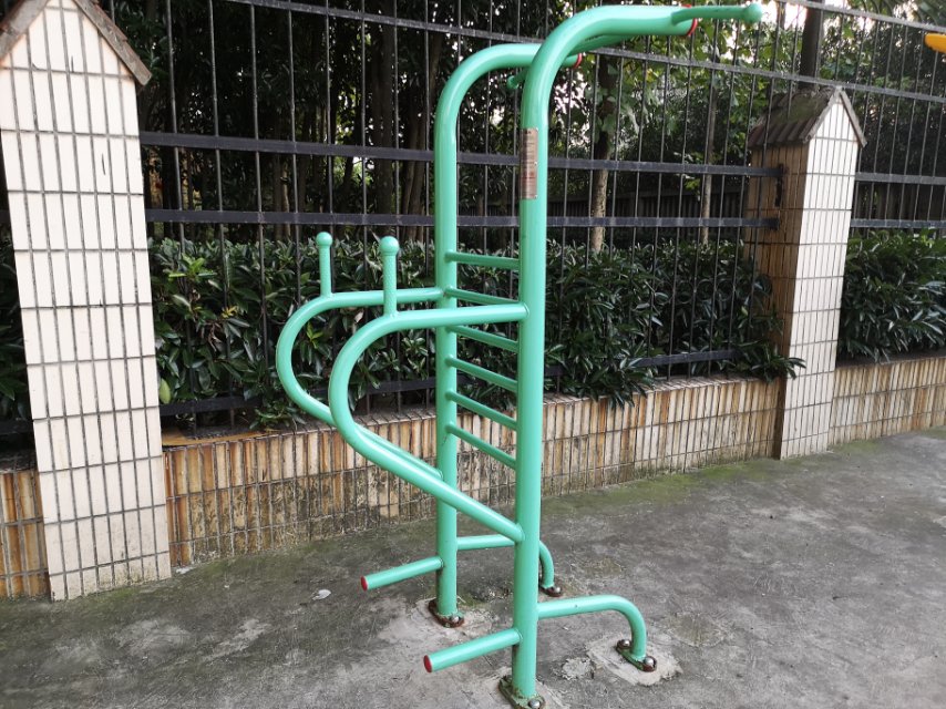 多功能锻炼器