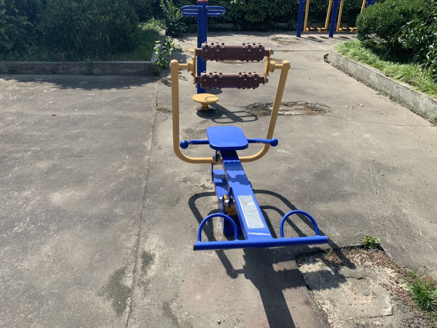 腹背屈伸训练器