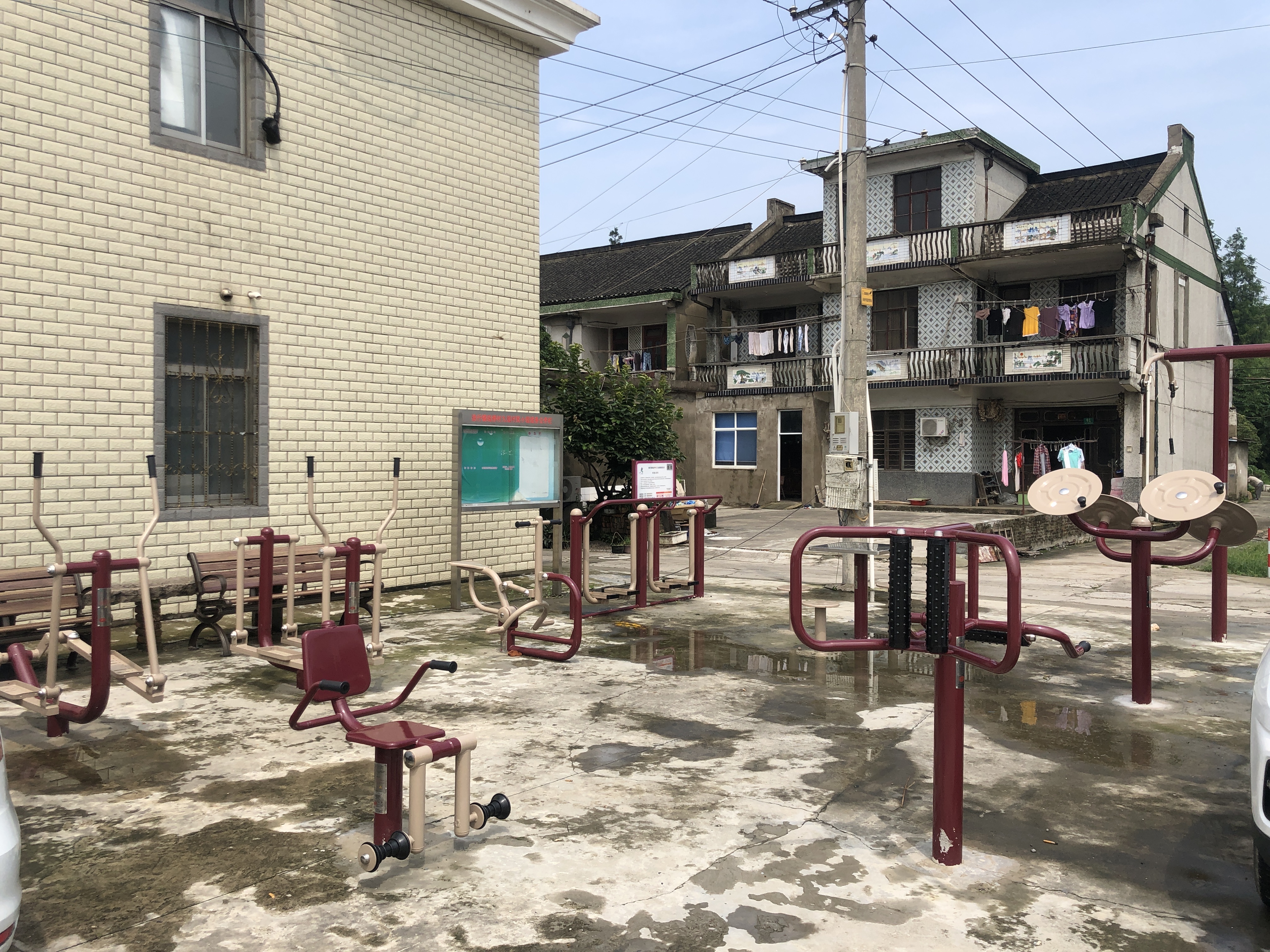 钱桥村九组健身点