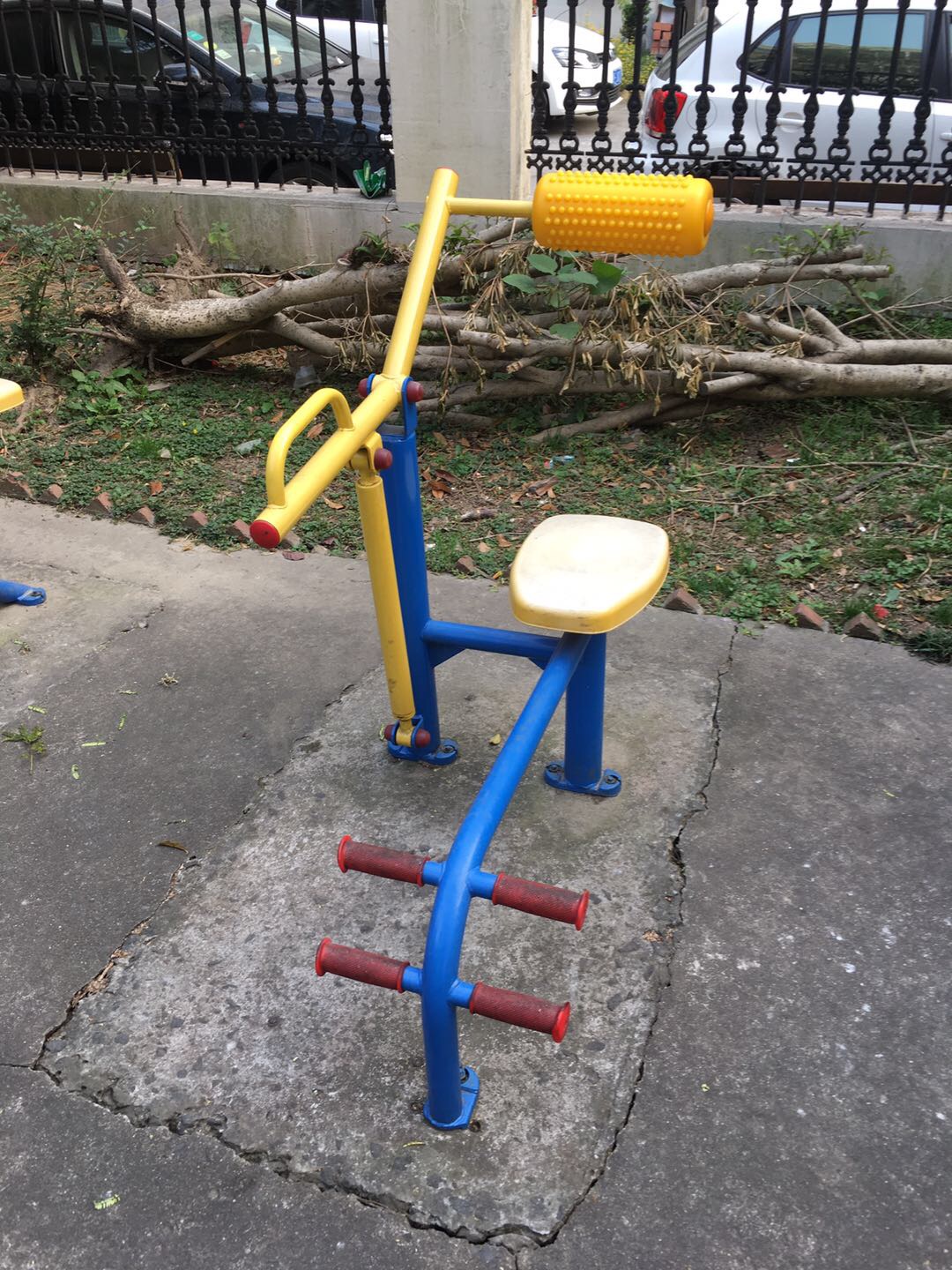 腹背锻炼器