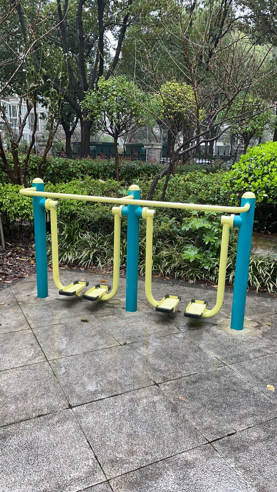 二位智能太空漫步机