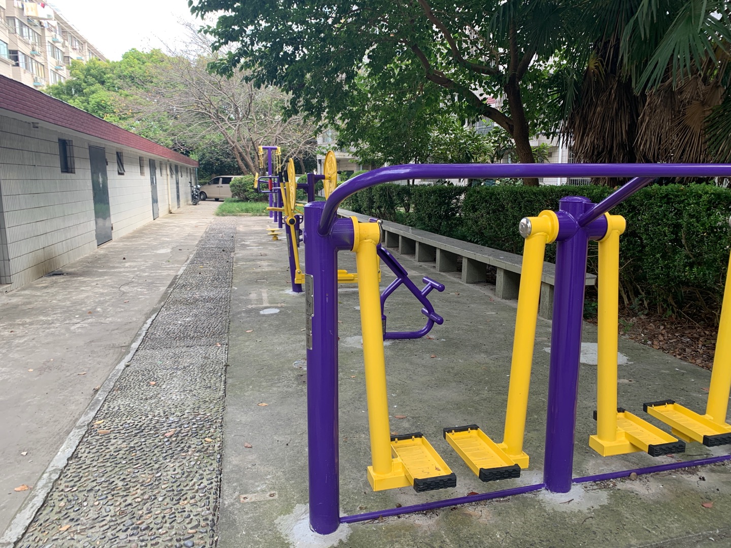 堡镇向阳新村60号健身点