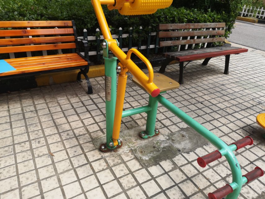 腹背锻炼器