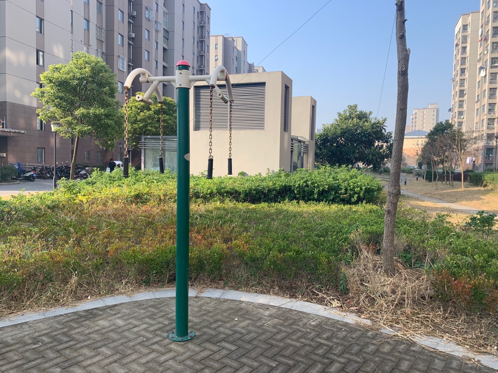 牵引器