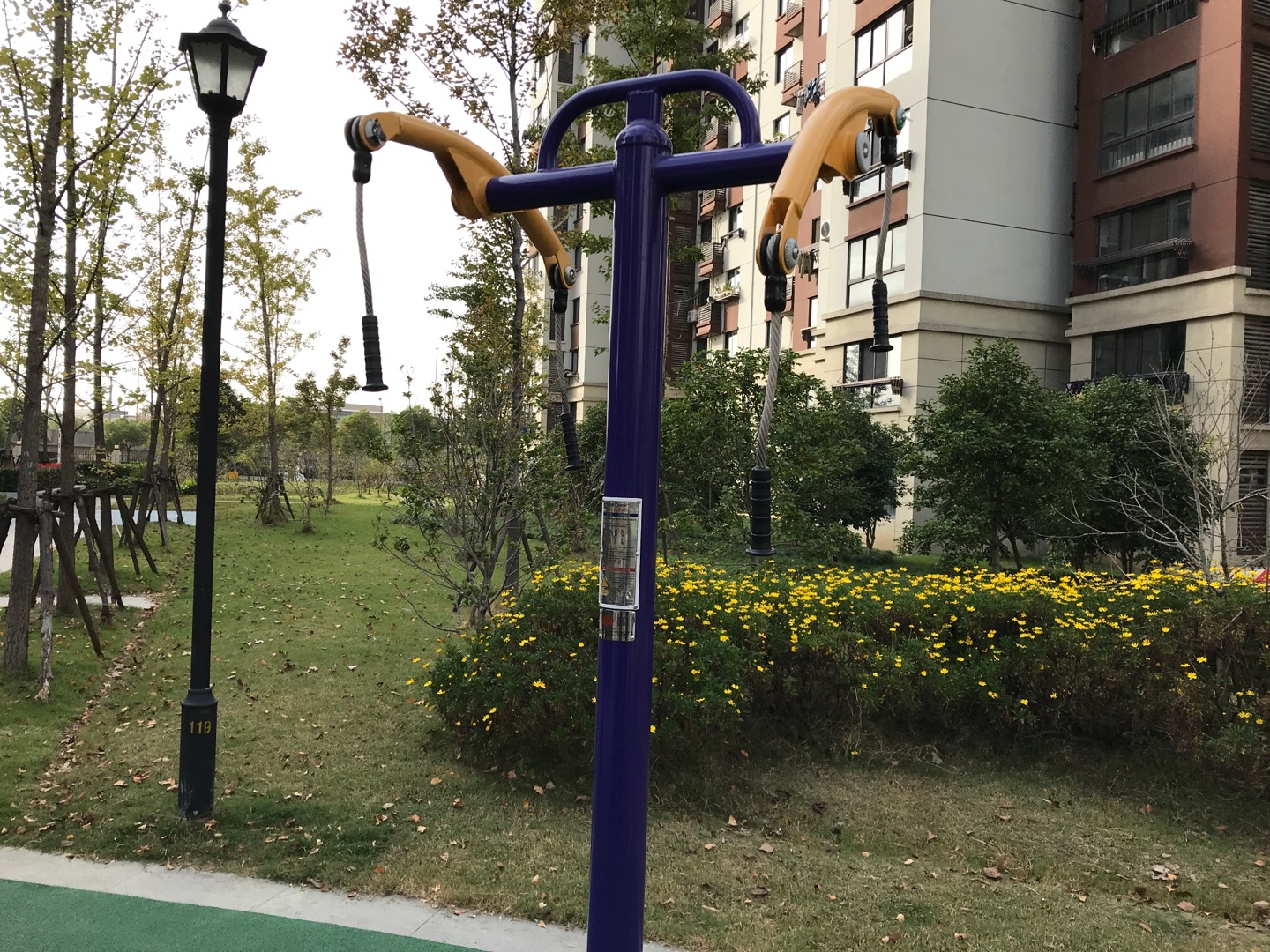 牵引器