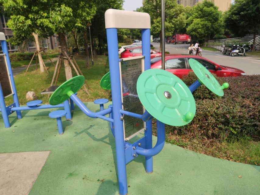 双立柱太极揉推器