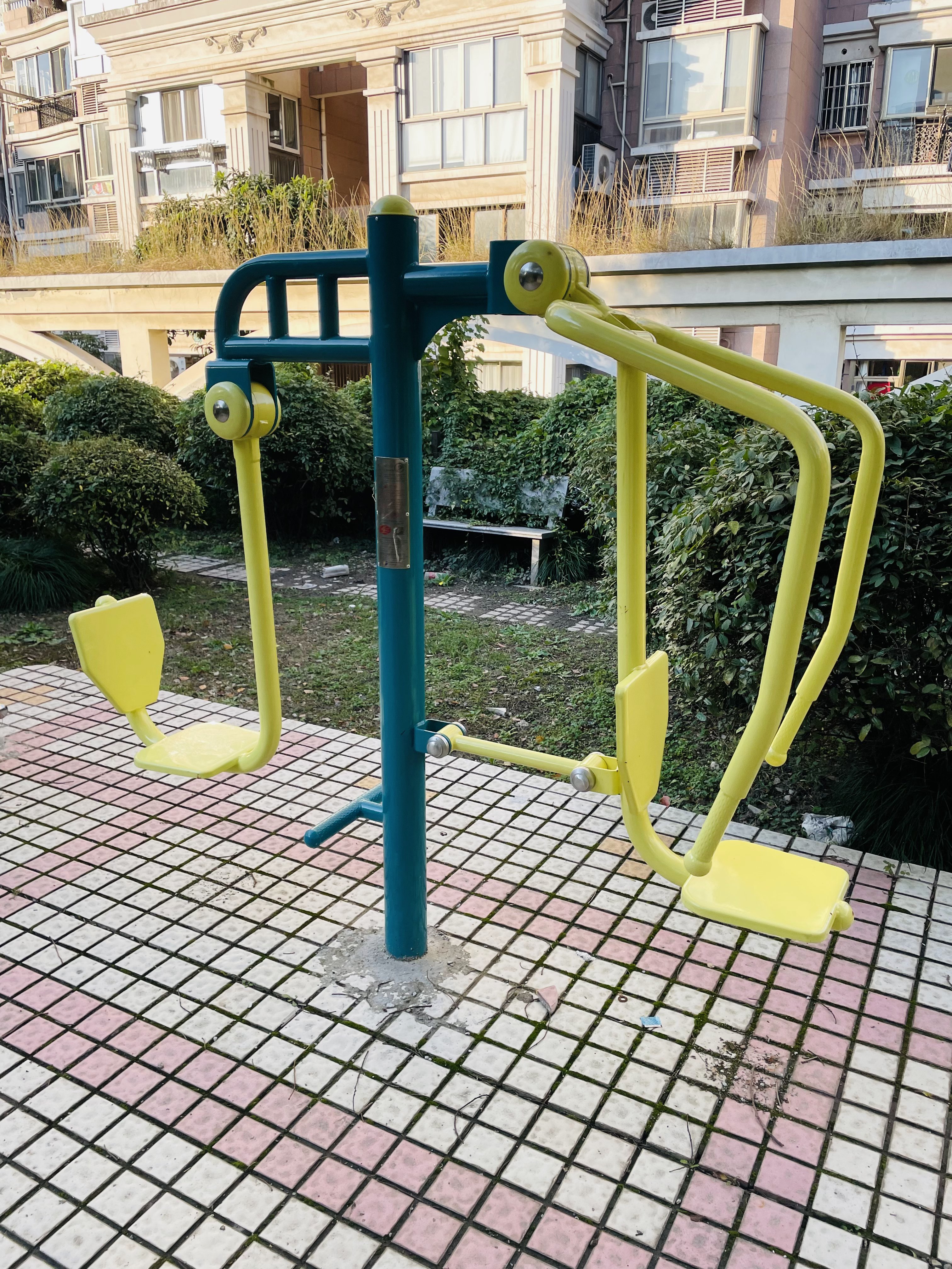 上下肢训练器
