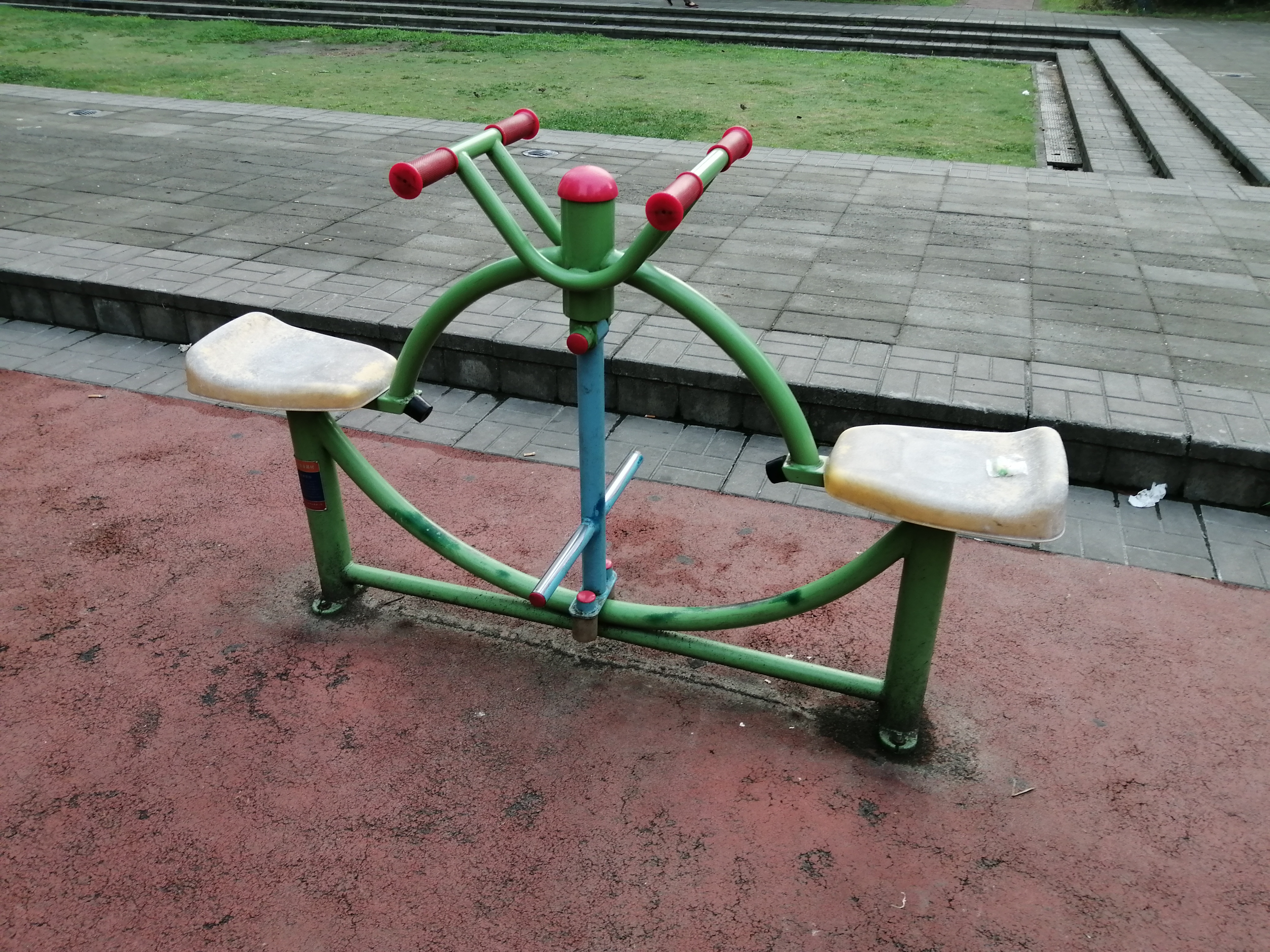 下肢康复器