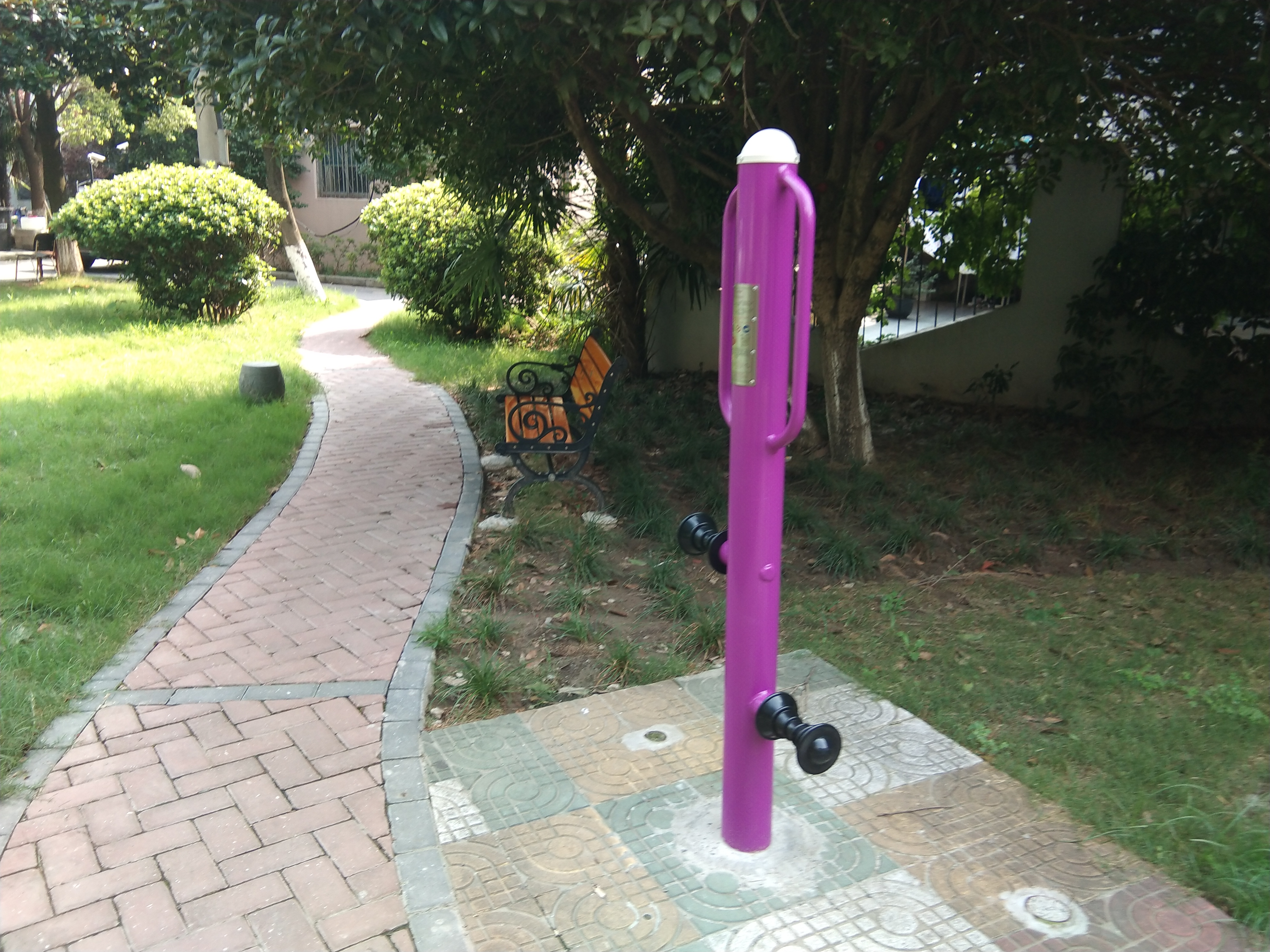 腿部按摩训练器