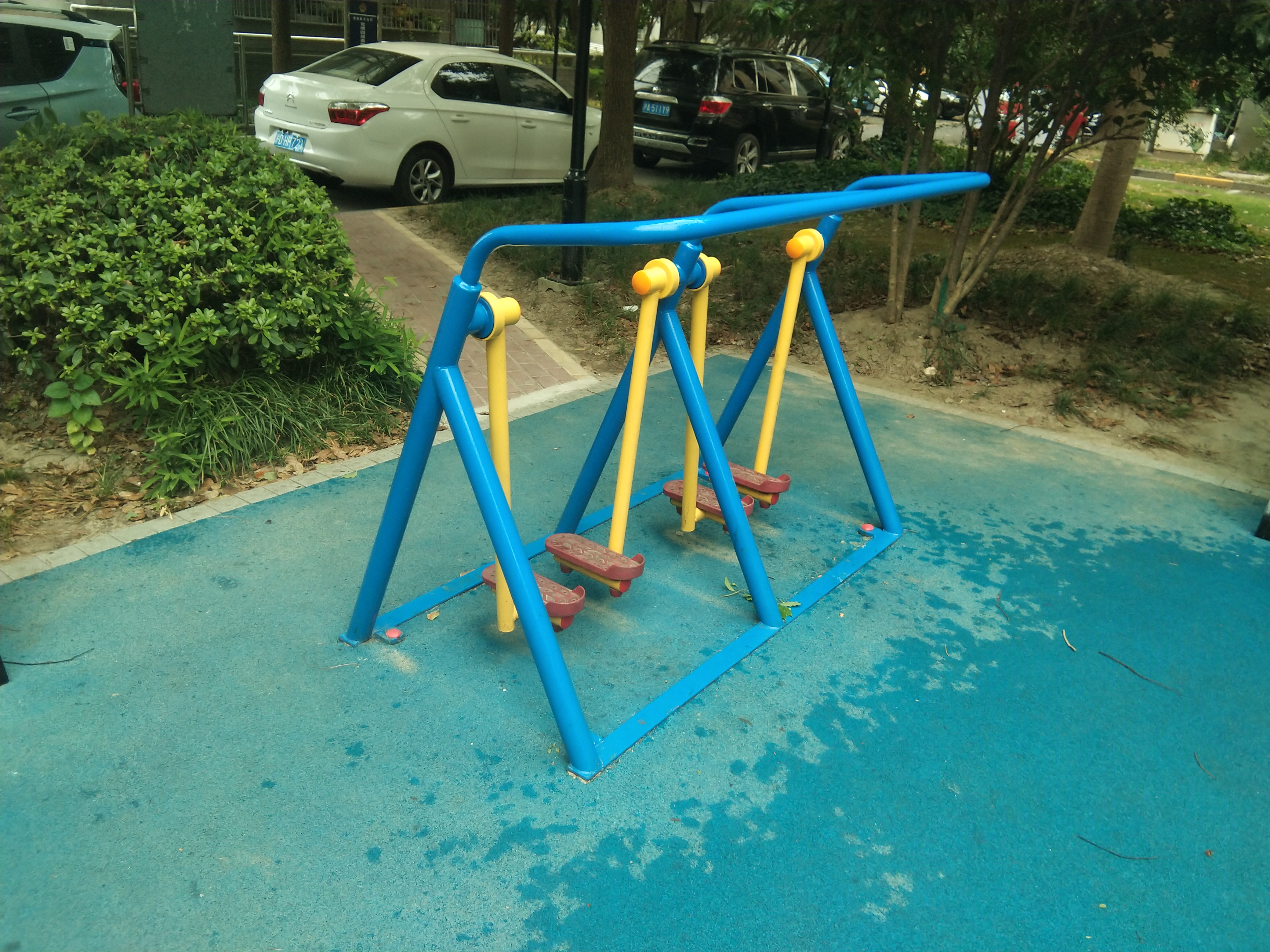 双人漫步器