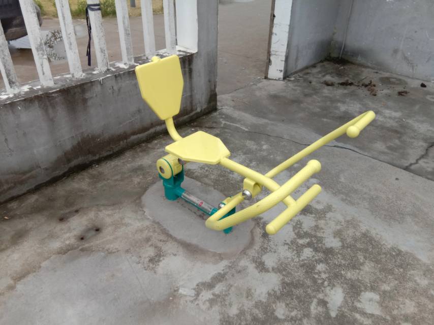 划船器