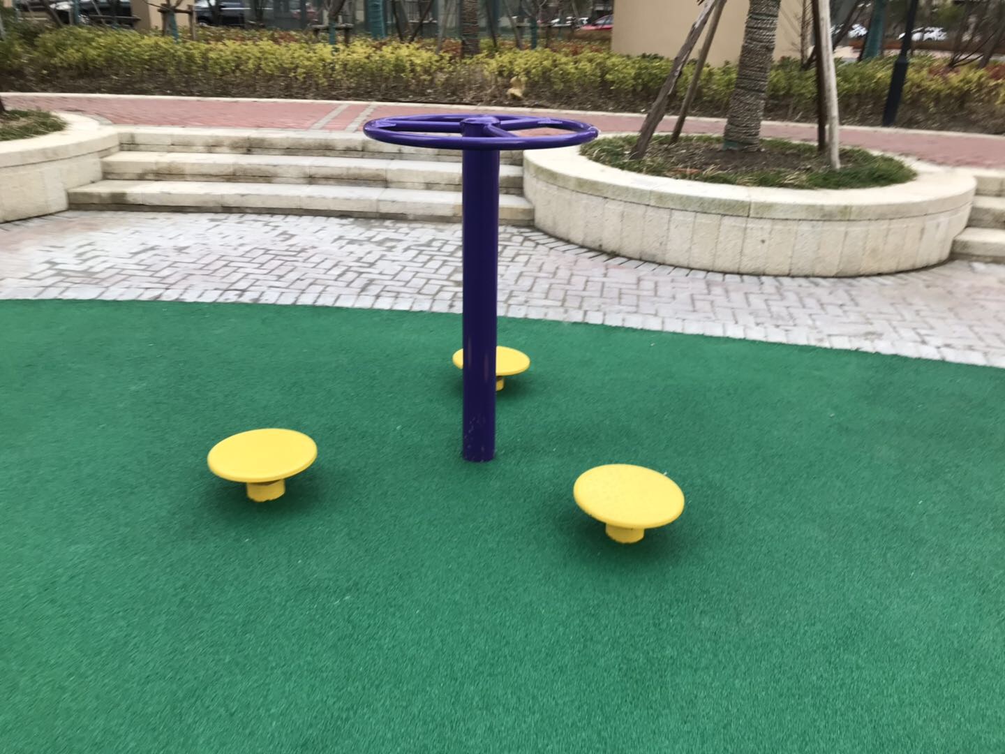 扭腰器