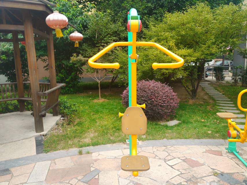 坐拉训练器