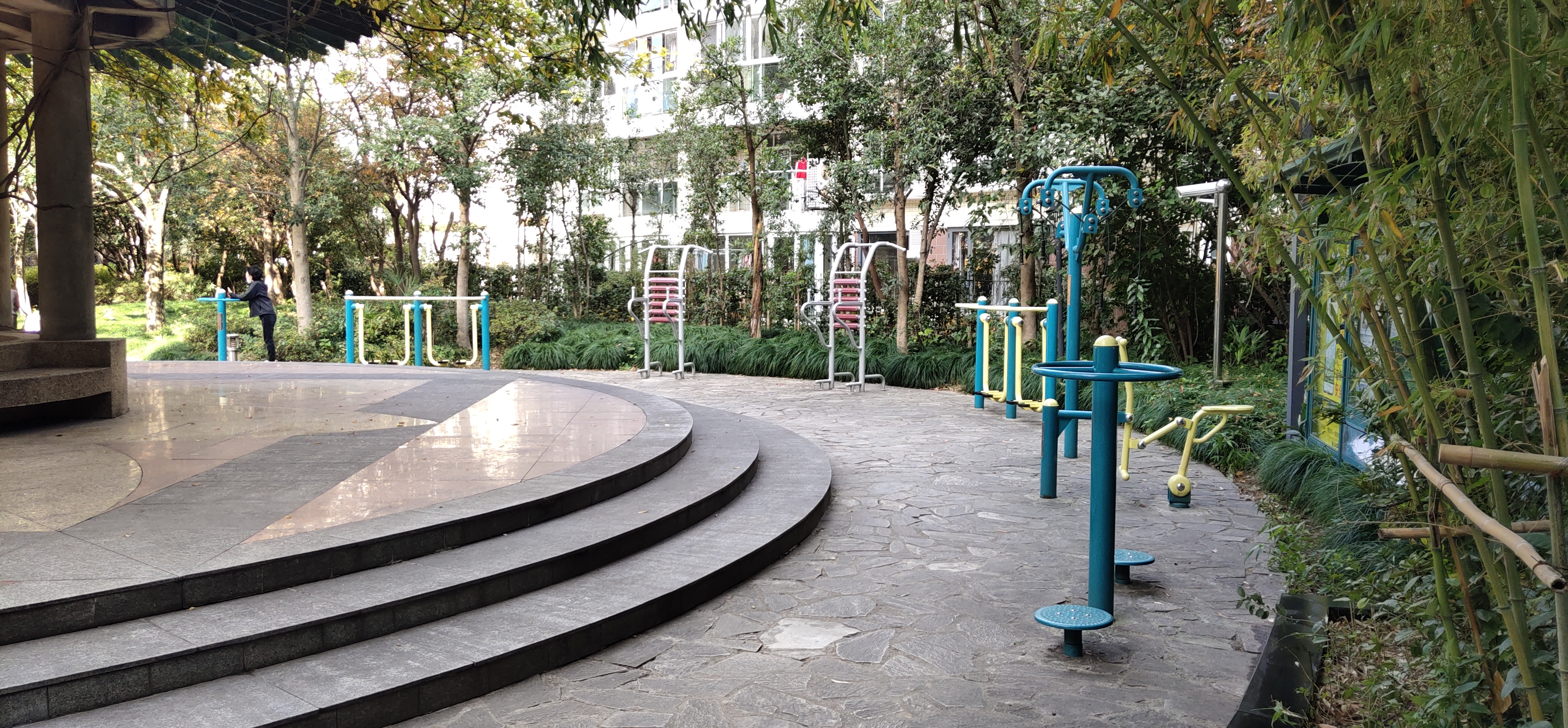 金谷园小区市民健身点