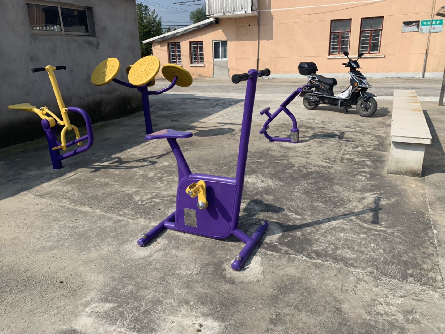 双位健身车