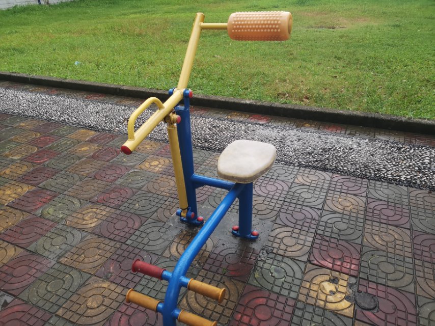 腹背锻炼器