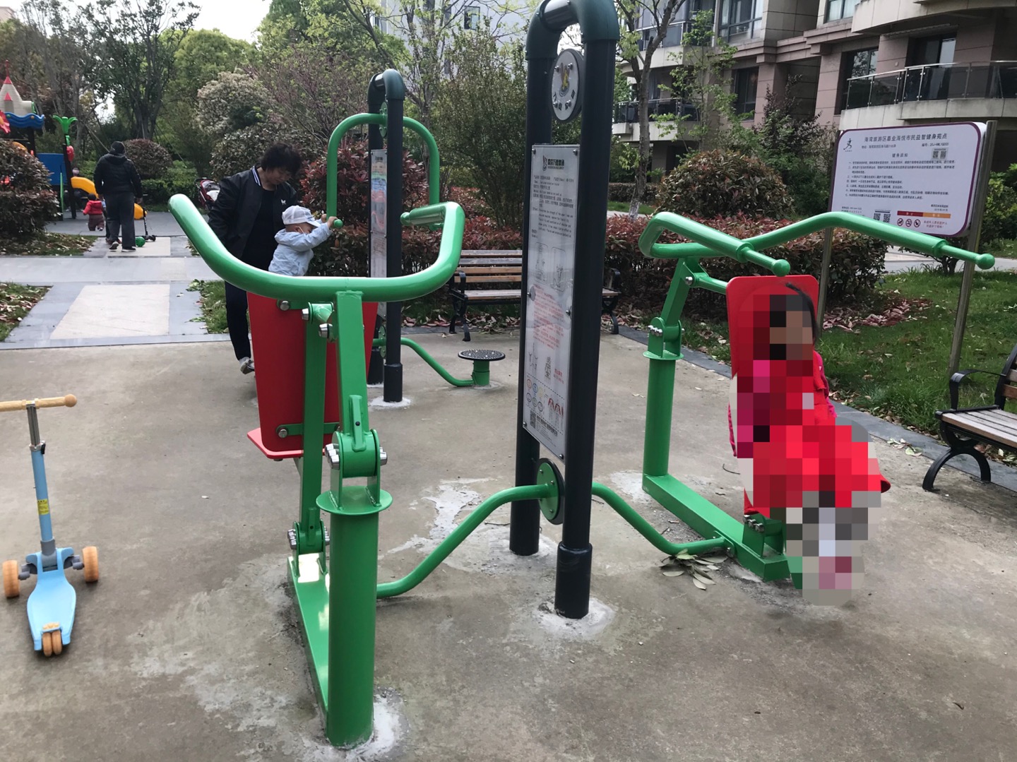 双位推举训练器