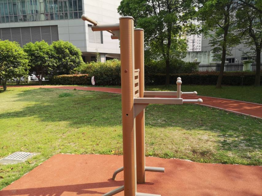 多功能锻炼器