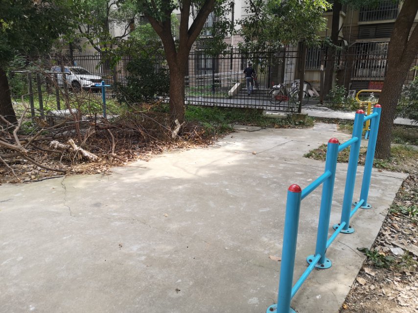 静安区石门二路街道斯文里居委健身点（顺德苑92号）