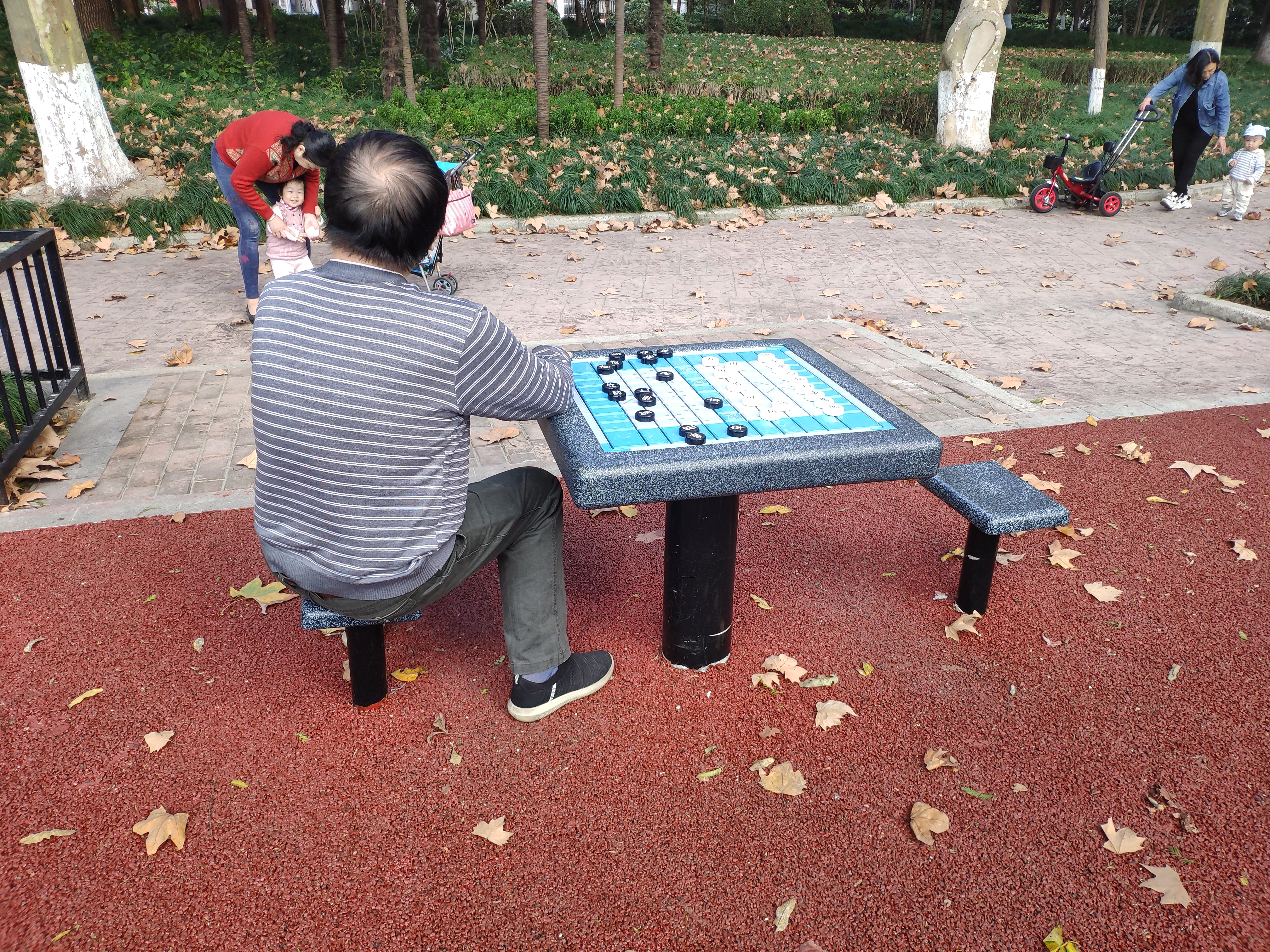 轨道式中国象棋