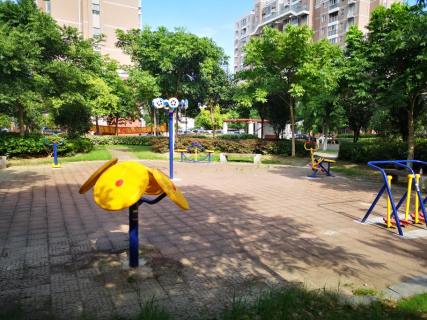 虹梅景苑四街坊健身点