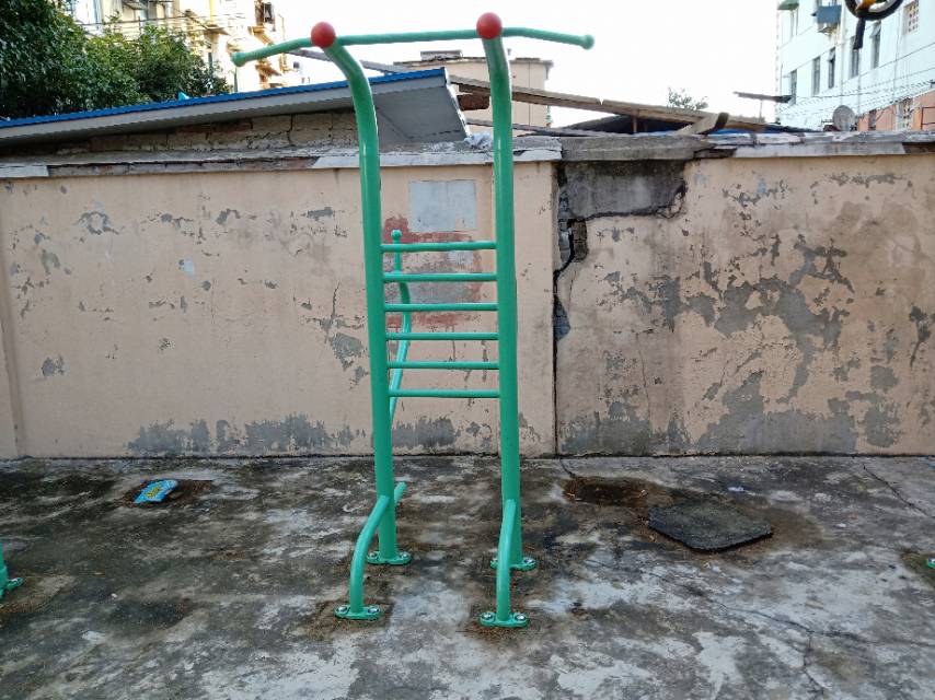 多功能锻炼器