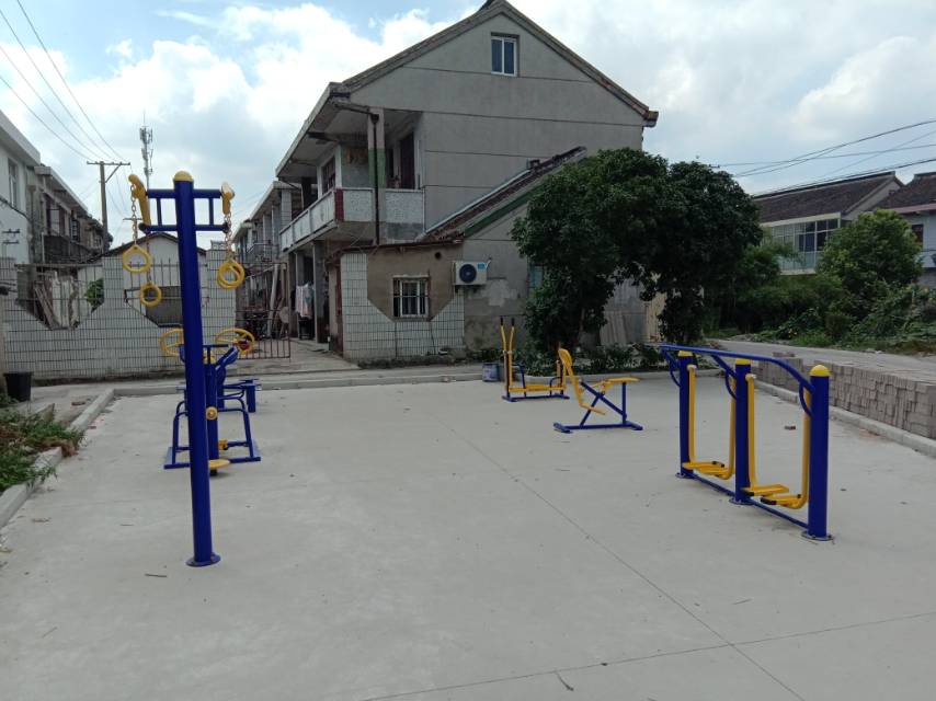 钱桥村二组健身点