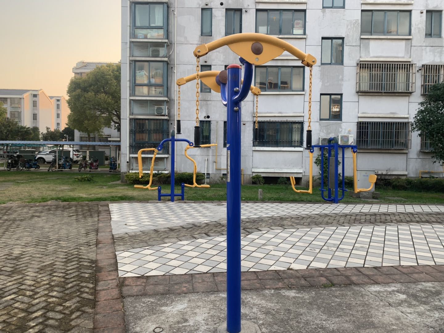 上肢牵引器