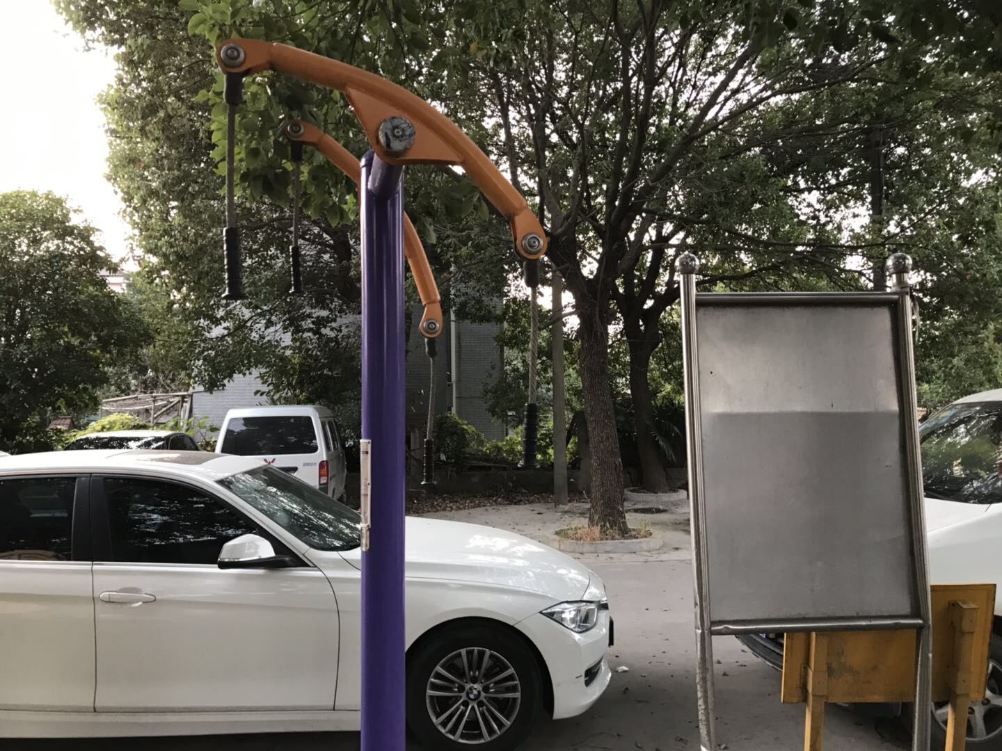 牵引器