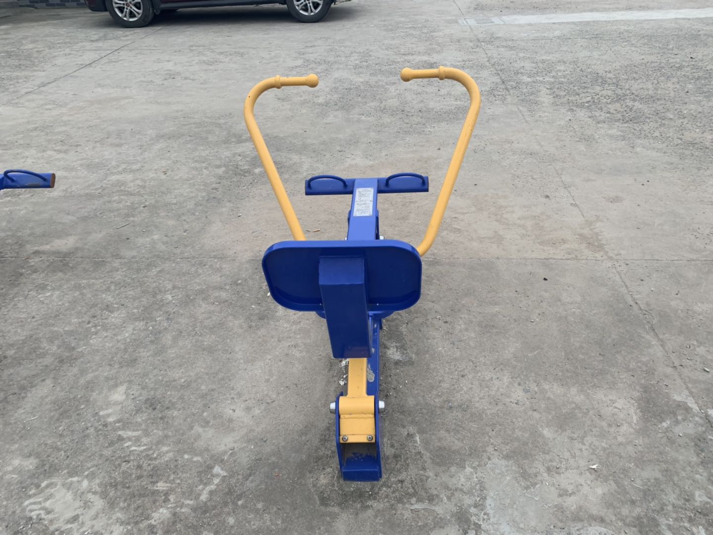 划船器