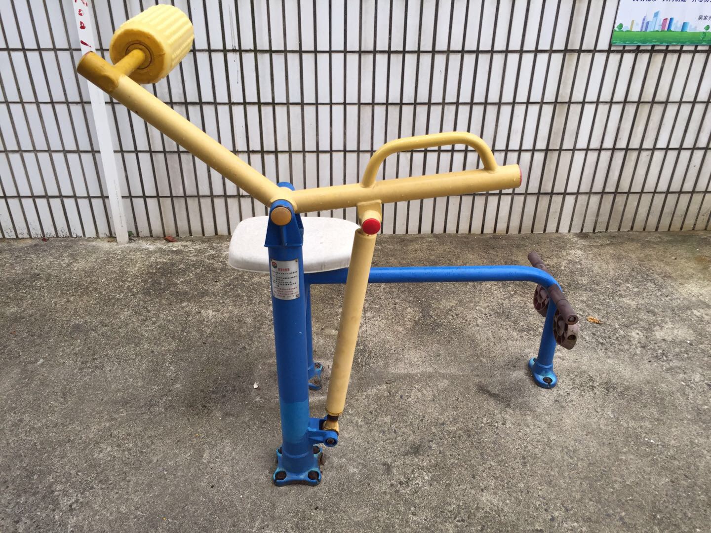 腹背锻炼器