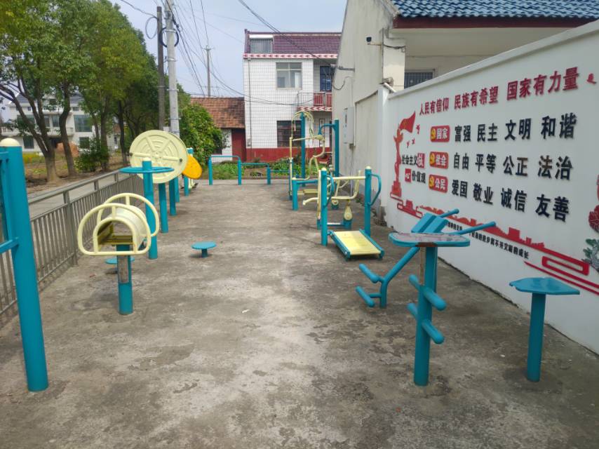 庙镇庙港村健身点