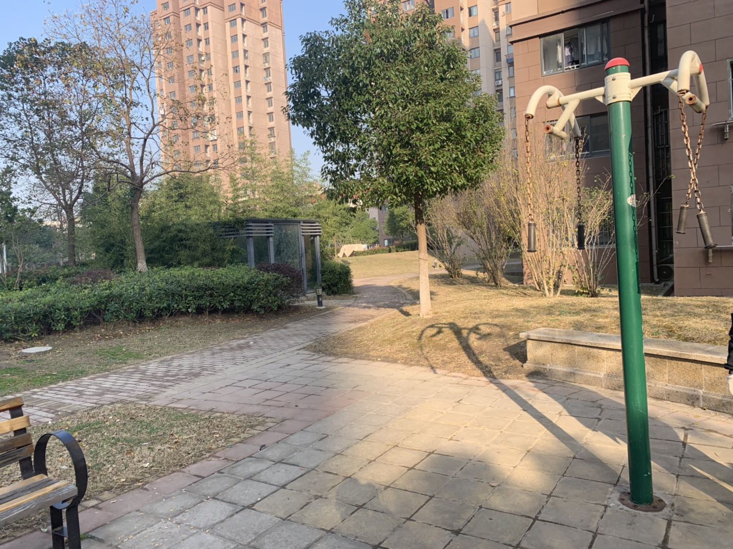 牵引器