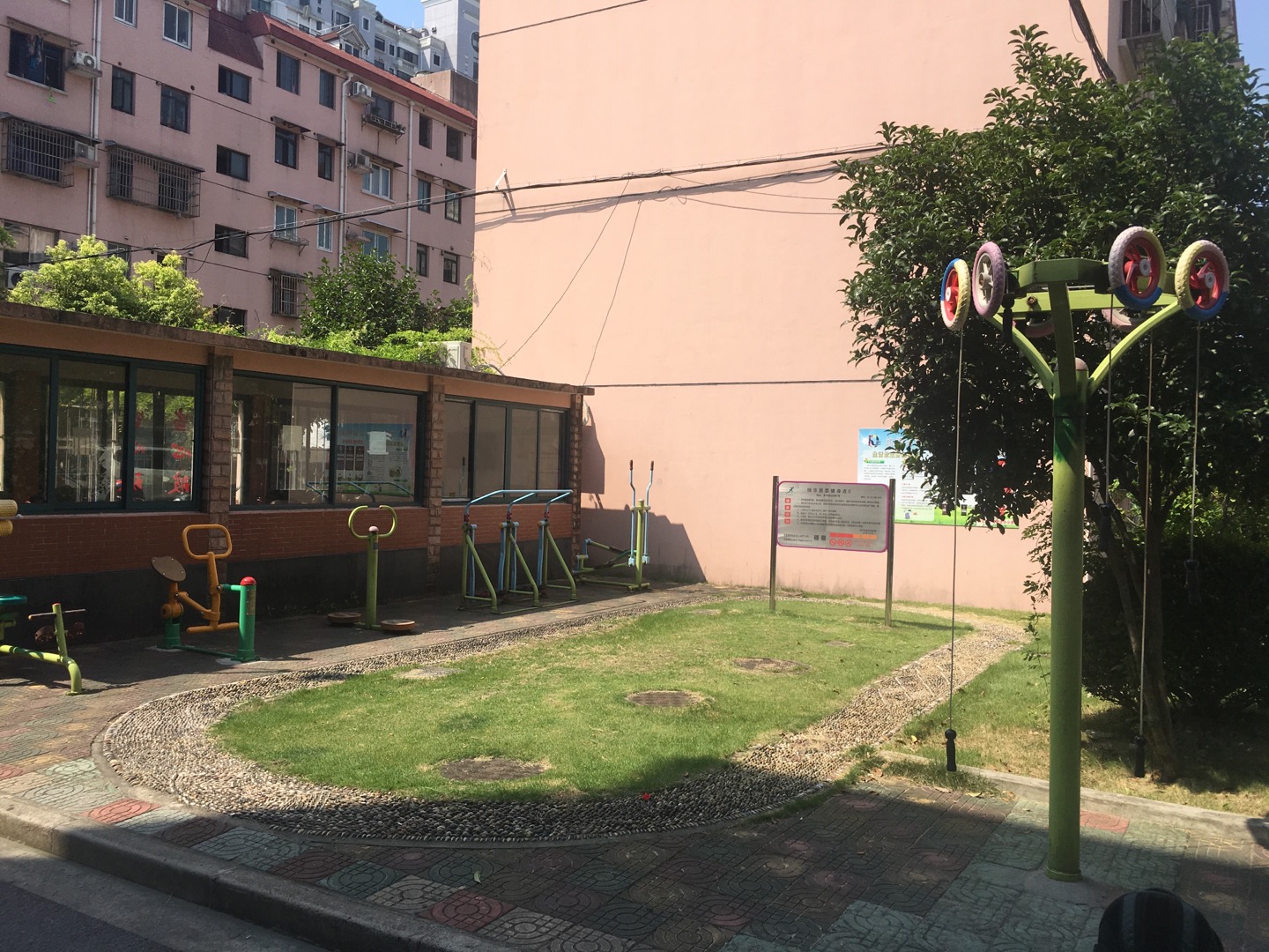 锦华居委张家宅小区点