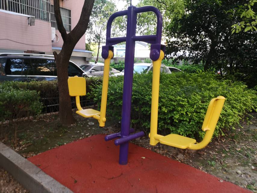 双位蹬力器