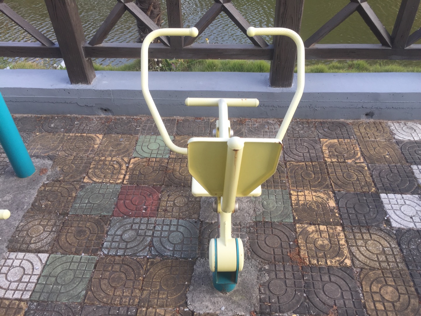 划船器