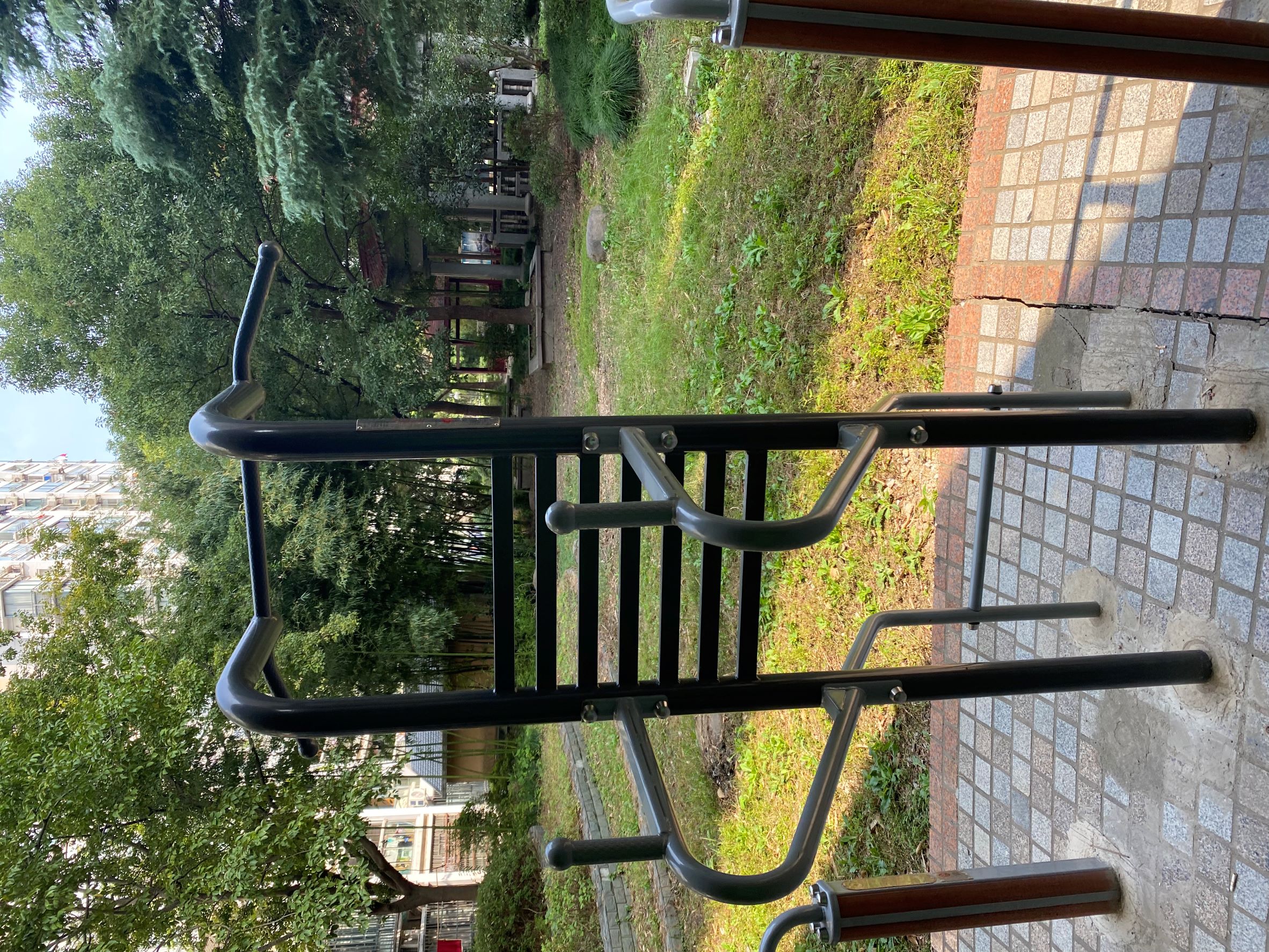 多功能训练器