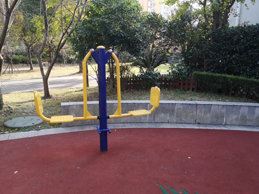 双人坐蹬器