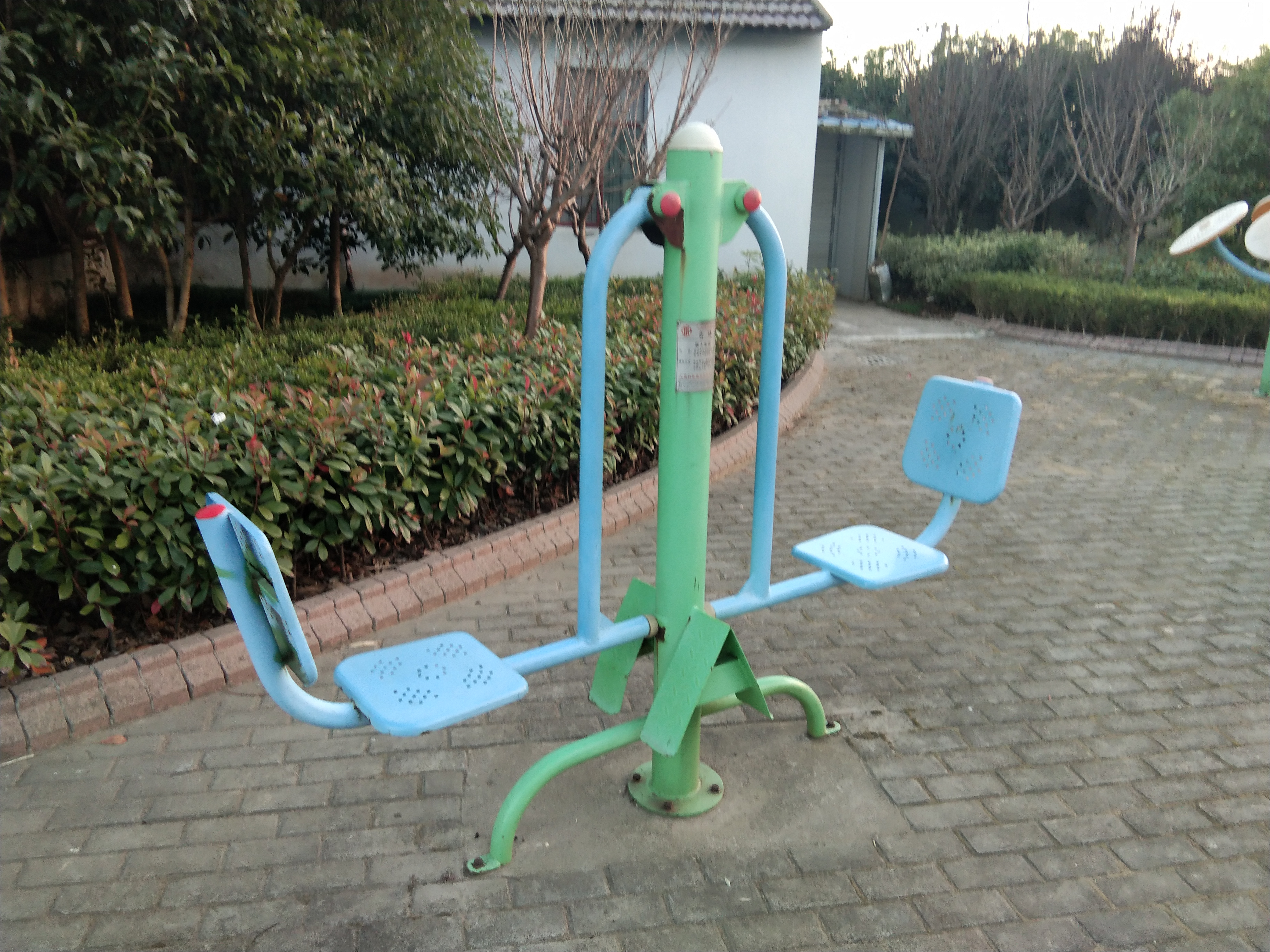 二人坐蹬器