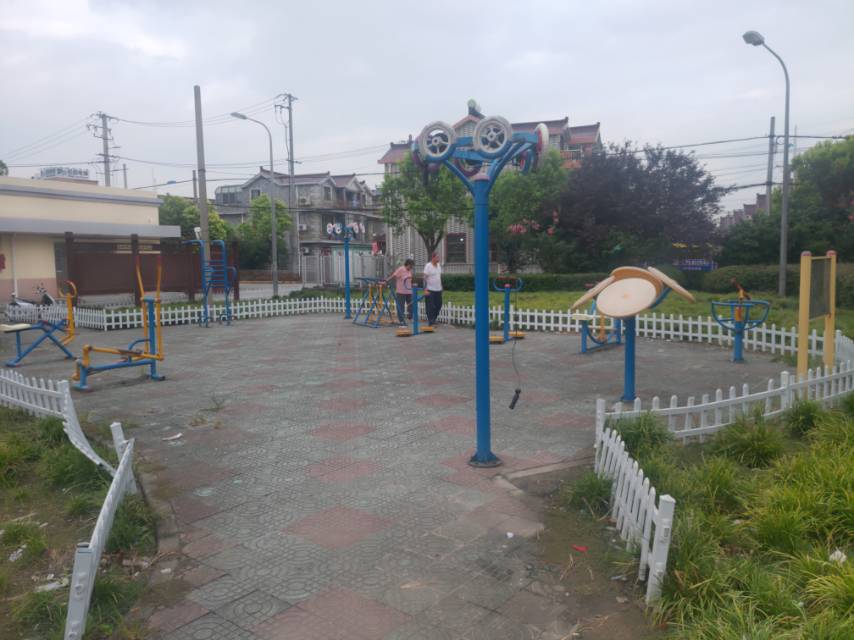 菊园二区(陆象) 健身点