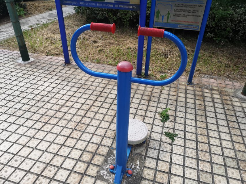 扭腰器